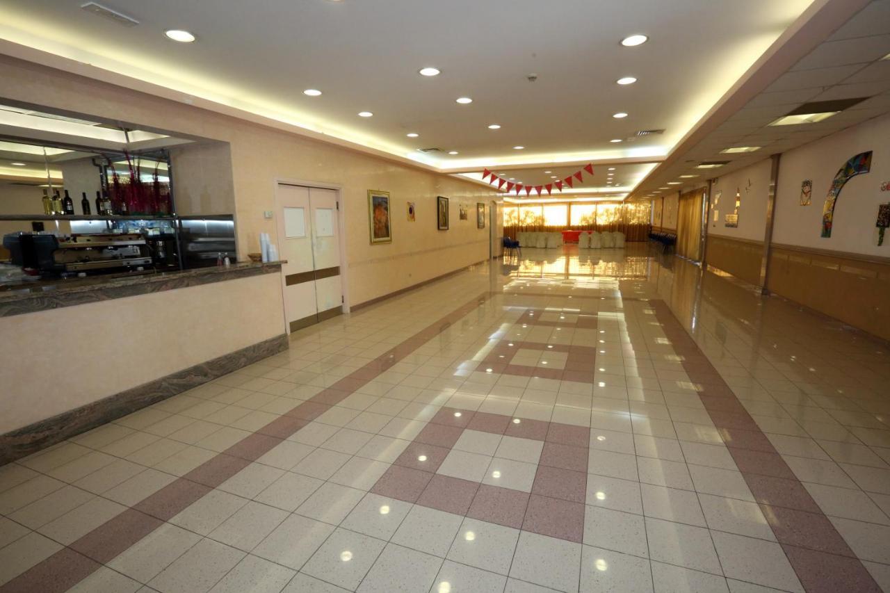 Hotel Palacavicchi Ciampino Exterior foto
